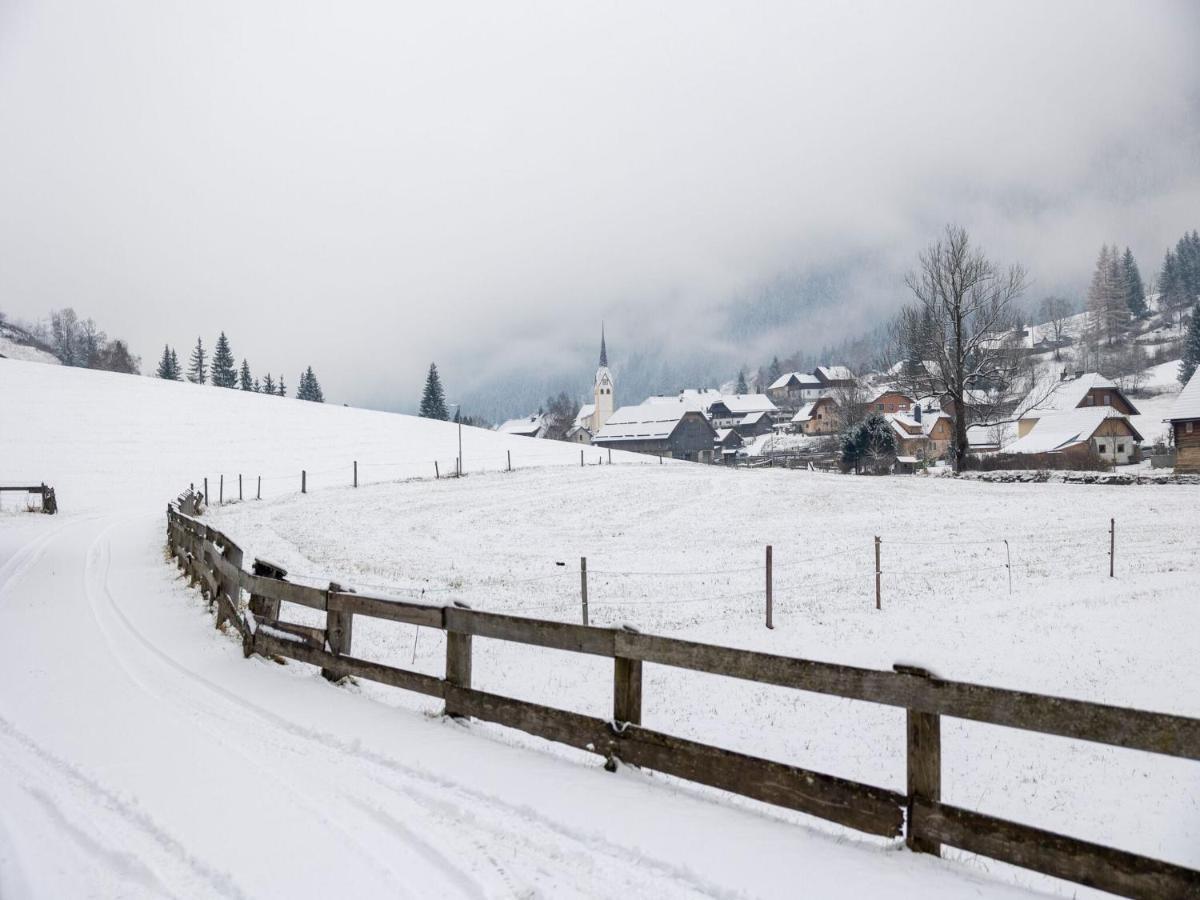 Cosy Holiday Home In A Charming Area Muhr ภายนอก รูปภาพ