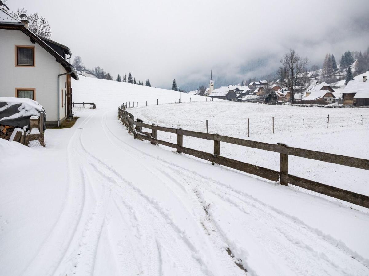 Cosy Holiday Home In A Charming Area Muhr ภายนอก รูปภาพ